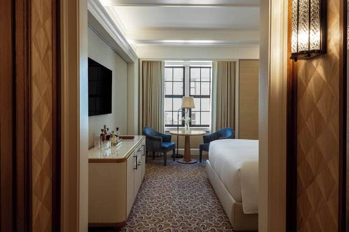 Room 17 of 45